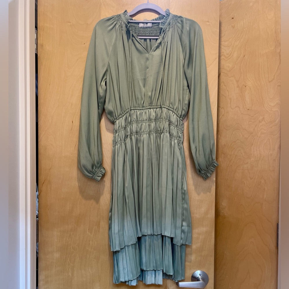 Elie Tahari Women's Green Split Neck Tiered Long Sleeve A-Line Dress